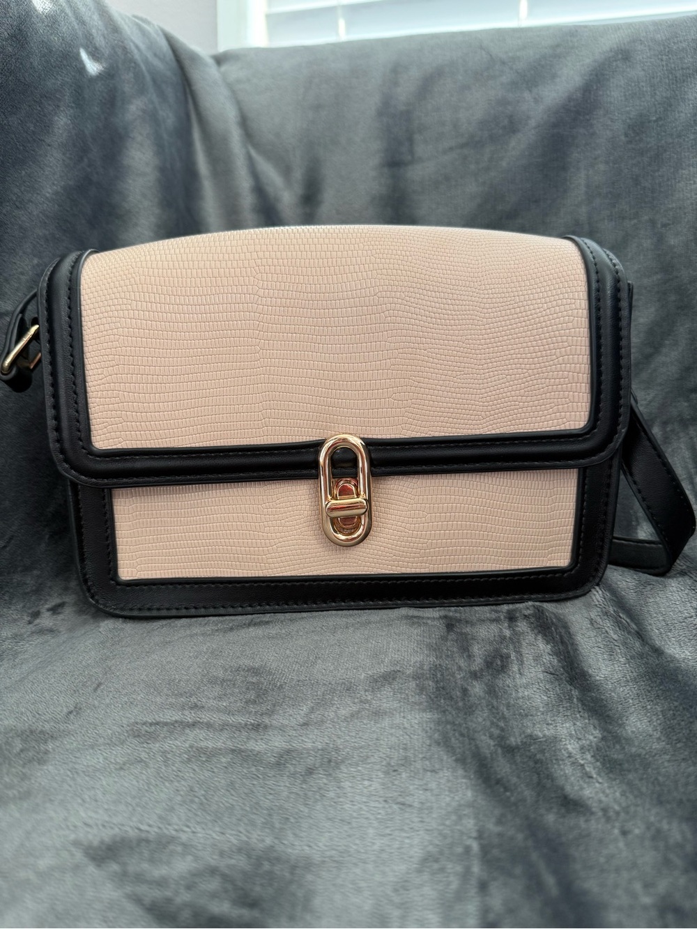 Jules Kae Mia Vegan Leather Crossbody Purse